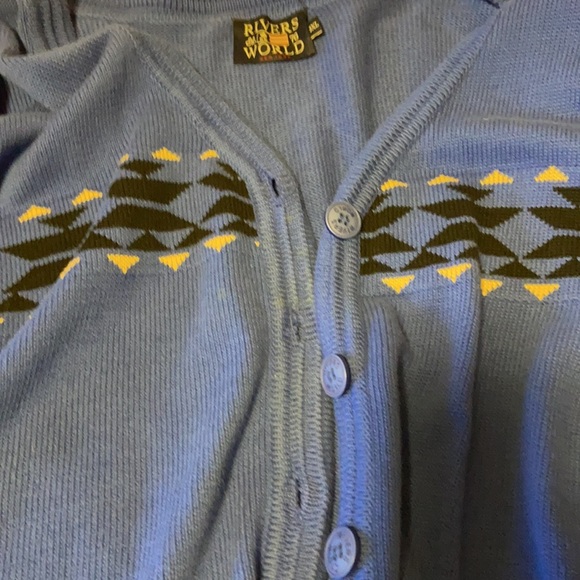 Sweater - Picture 5 of 5